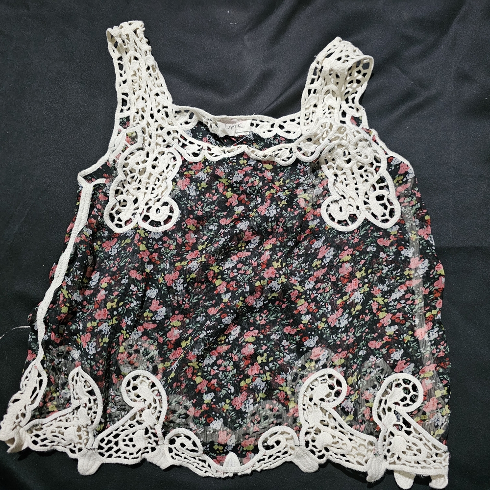 Floral Lace Trim Women's Top